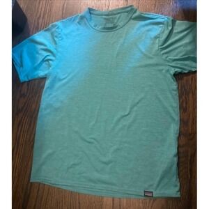 Patagonia Shirt Mens Small Light Green Capilene Cool Daily Performance 50 UPF